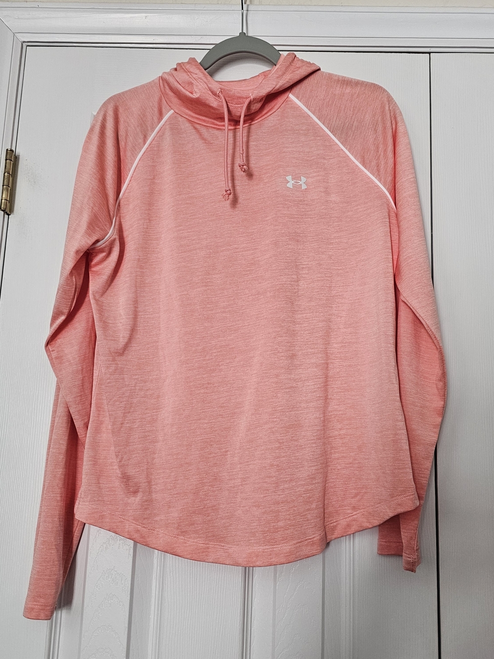 Under Armour Coral Pink Hooded Long Sleeve Pullover